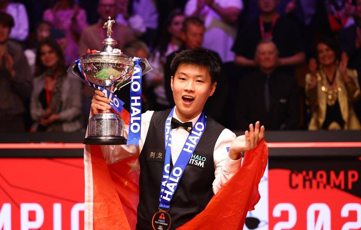 他与队友们 他与队友们